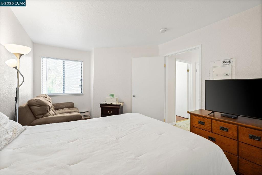 BAY POINTE - Residential