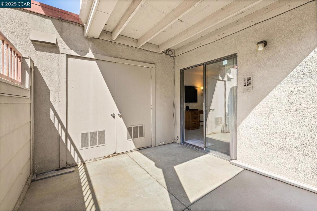 BAY POINTE - Residential