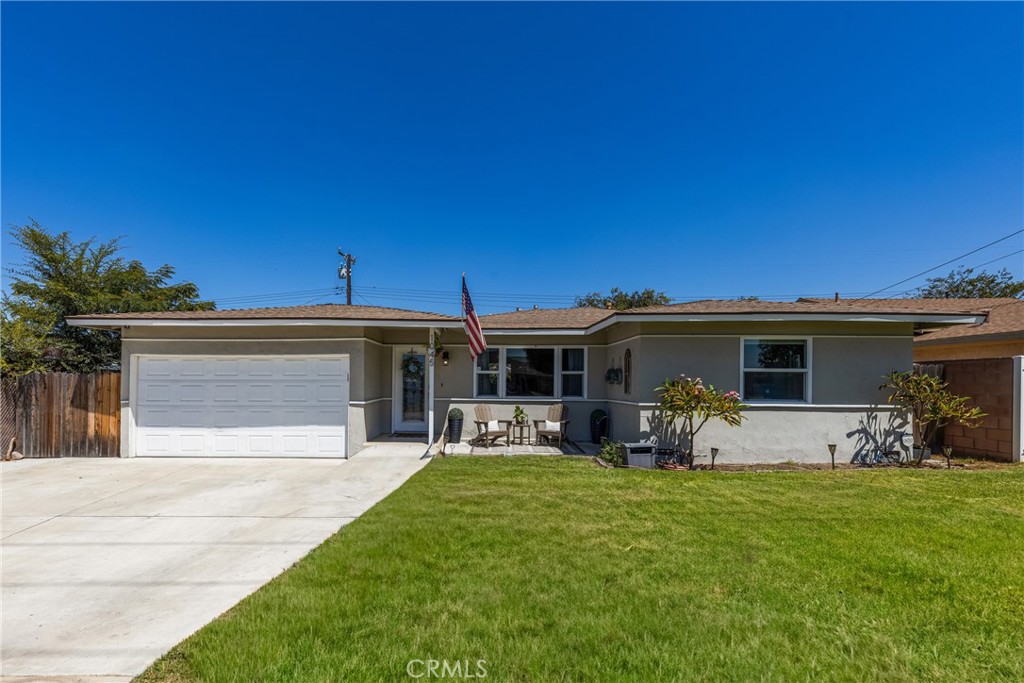 Turnkey, Upgraded, and Ready for You!
Welcome to 1045 E Juanita Ave, a fully upgraded 3-bedroom, 2-bath home in beautiful Glendora that’s as move-in ready as it gets. Seriously—no projects, no “honey-do” list, just unpack, kick back, and start living. Inside, you’ll find a modern, open-flow layout that makes everyday living and entertaining a breeze. Every room has been thoughtfully updated, giving you that fresh “new home” feel—without the new home price tag. But let’s be honest… the real magic is out back. Step into your oversized backyard, complete with a built-in free-standing patio cover (hello shade on hot summer days), an oversized storage shed (finally a place for all your stuff and your kids’ stuff), and a cozy fire-pit area perfect for roasting marshmallows, sharing stories, or pretending you’re camping without leaving home. Plus, there’s still plenty of room for kids, dogs, or your inner child to run wild. Hosting parties? Done. Family BBQs? Check. Friday night s’mores? Absolutely. This backyard was built for memories. Don’t miss your chance to own a Glendora gem that’s stylish, practical, and a little bit playful—just like the life you want to live.