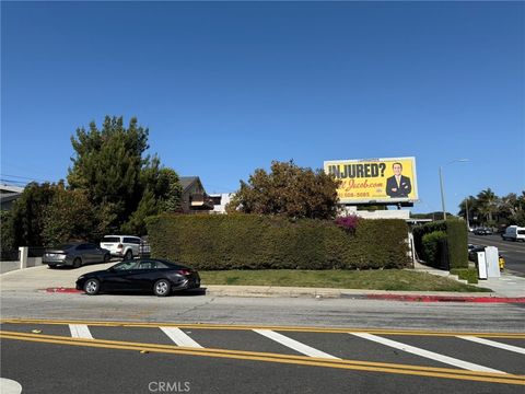 Photo of 934 Centinela Avenue, Inglewood, CA 90302 (MLS # DW25108986)