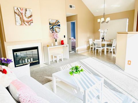 Photo of 161 Seaway Ct Ct, Hercules, CA 94547 (MLS # 41121944)