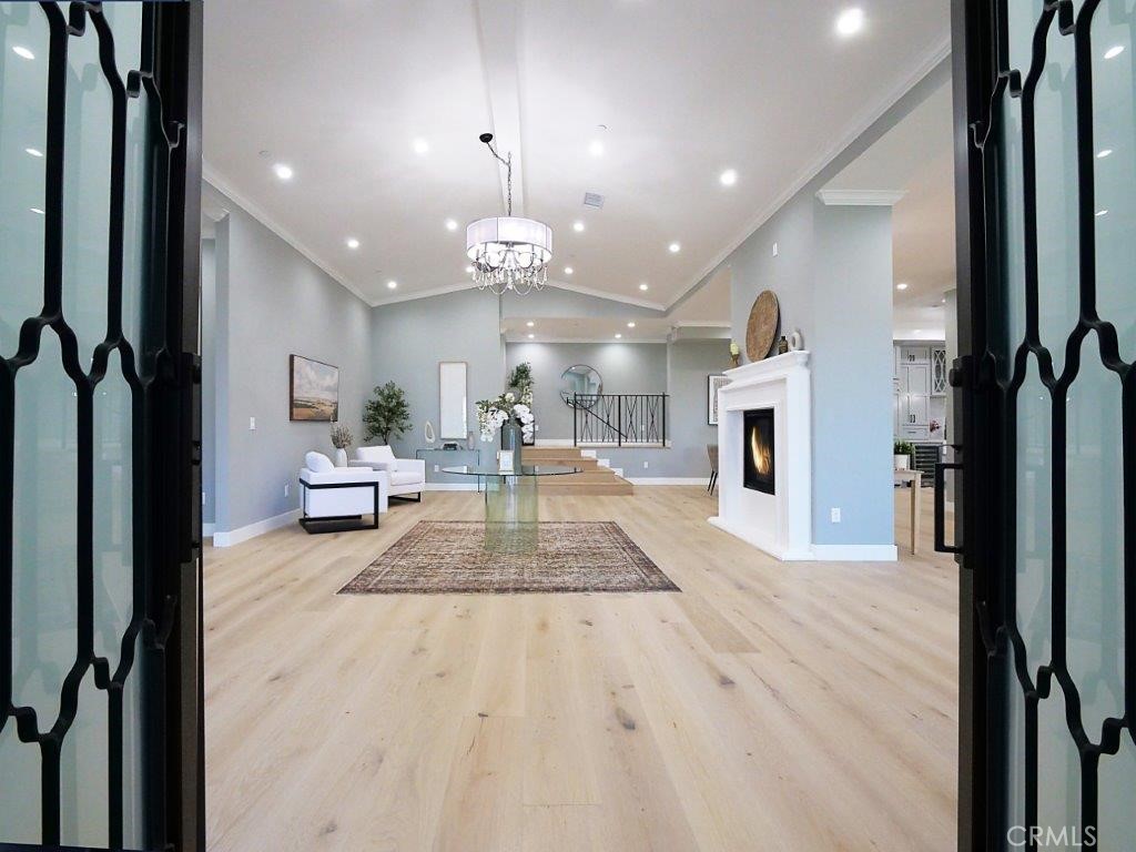 6888 Alta Vista Drive