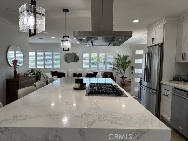 5772 Garden Grove 519