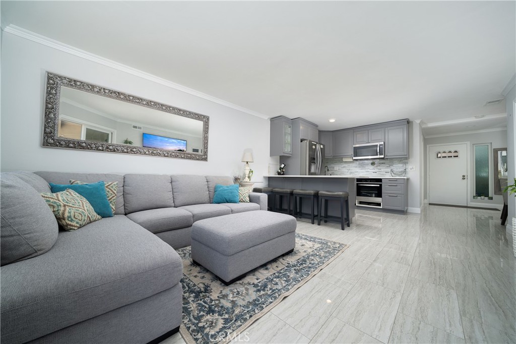 63 Brisa Del Lago