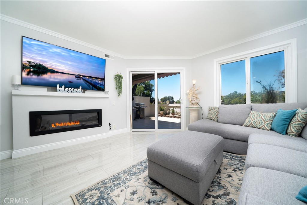 63 Brisa Del Lago