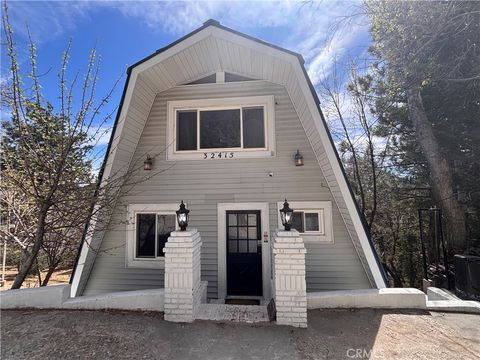 Photo of 32415 Scandia Drive Dr, Running Springs, CA 92382 (MLS # IG25256536)