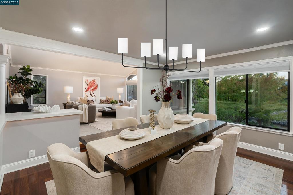 ROUNDHILL - Residential