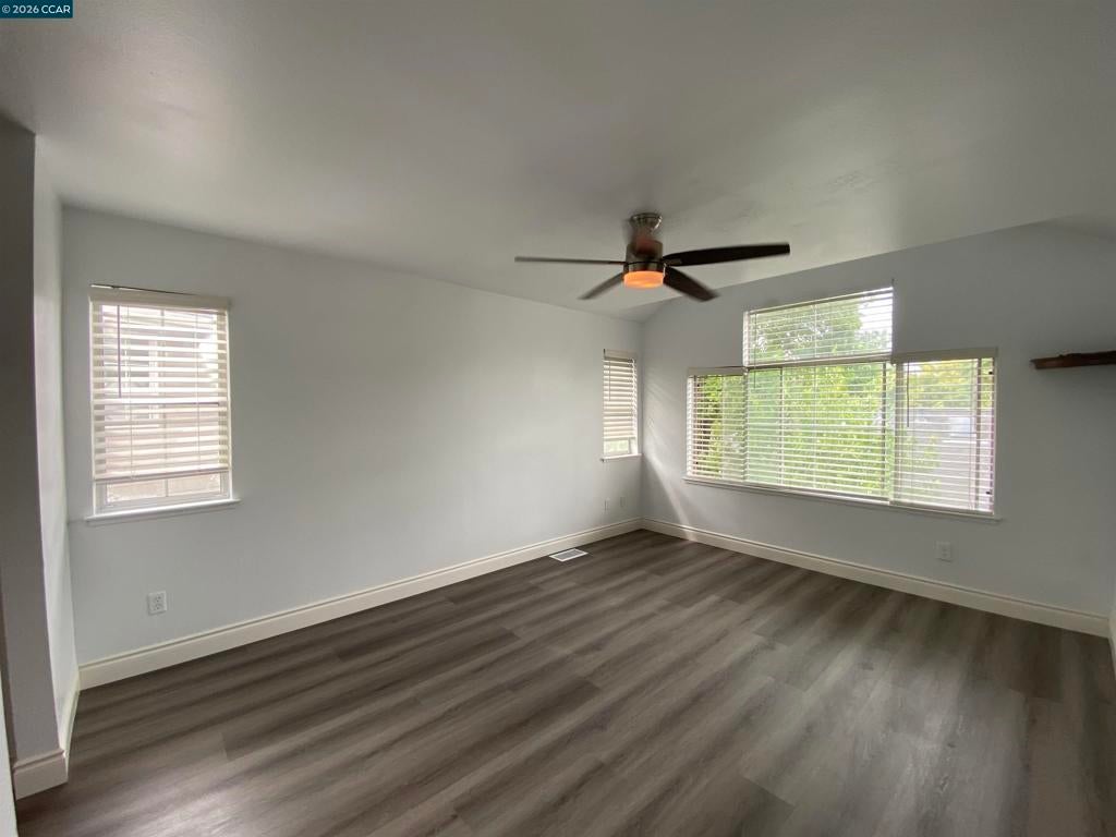 209 Hidden Creek Ct