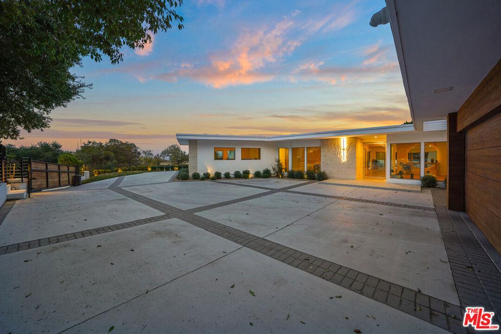 17116 Adlon Road