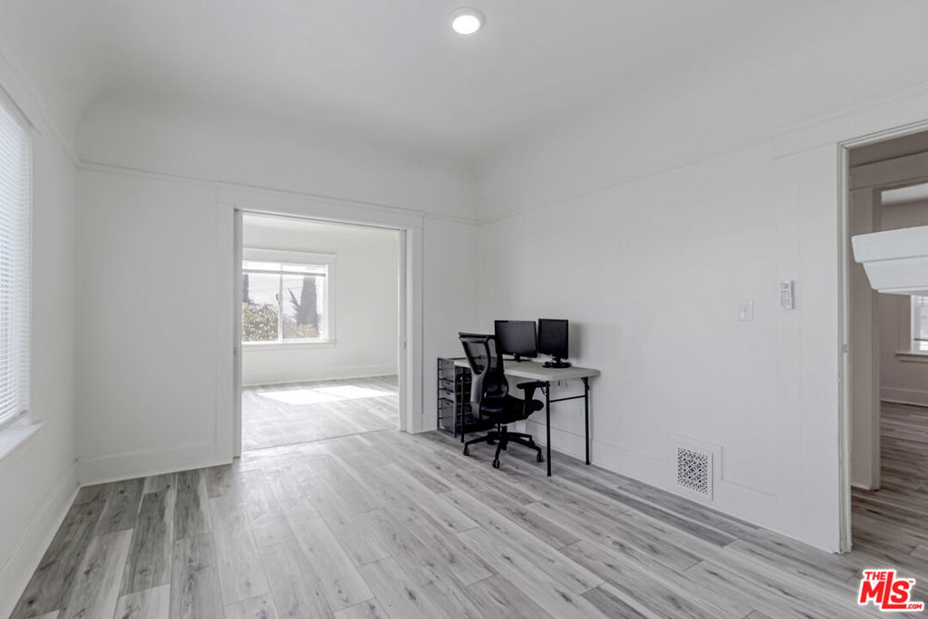 1613 Pennsylvania Avenue