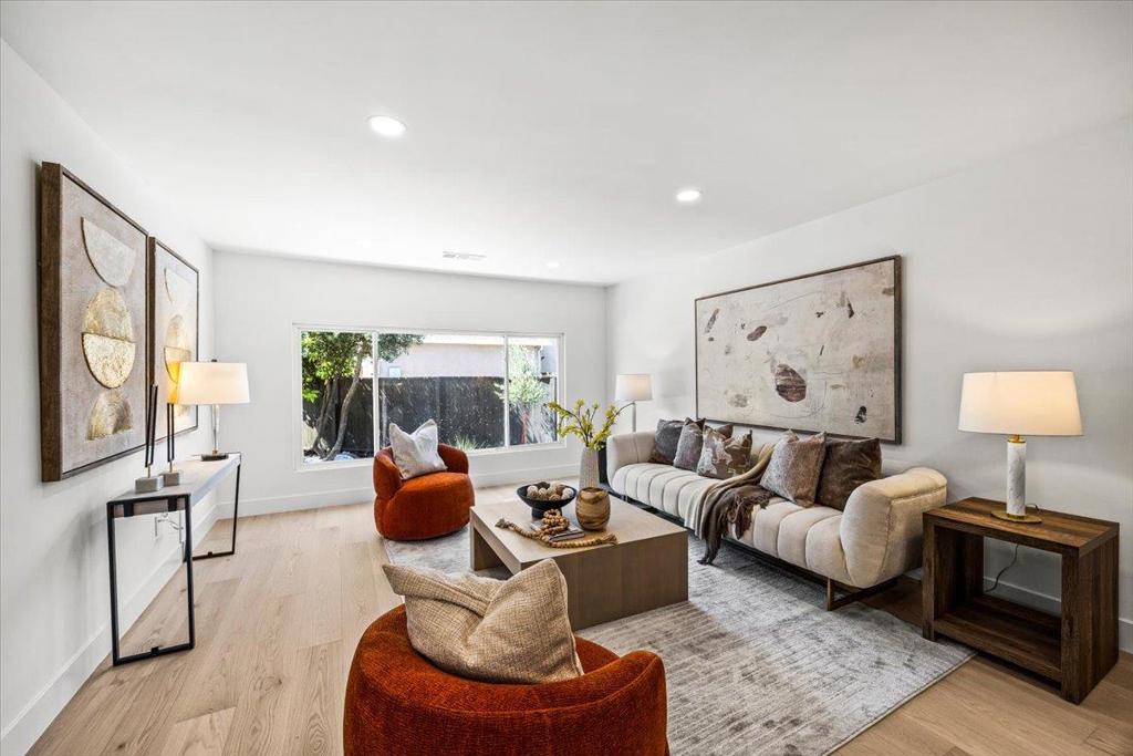 10712 Pebble Place