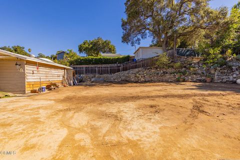 Photo of 182 Mountain View Street, Oak View, CA 93022 (MLS # V1-32837)