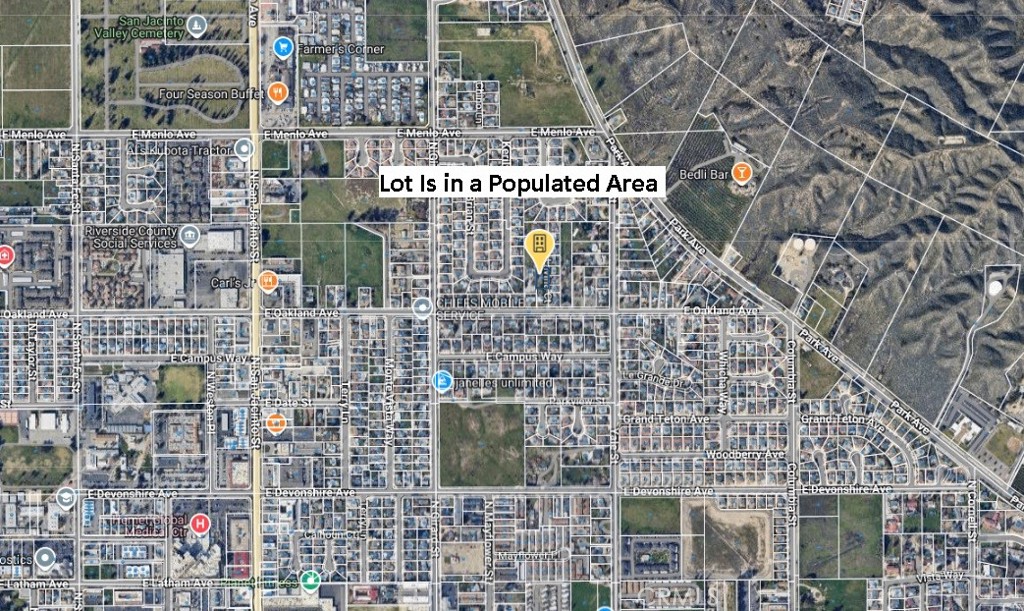 Main image without alt text