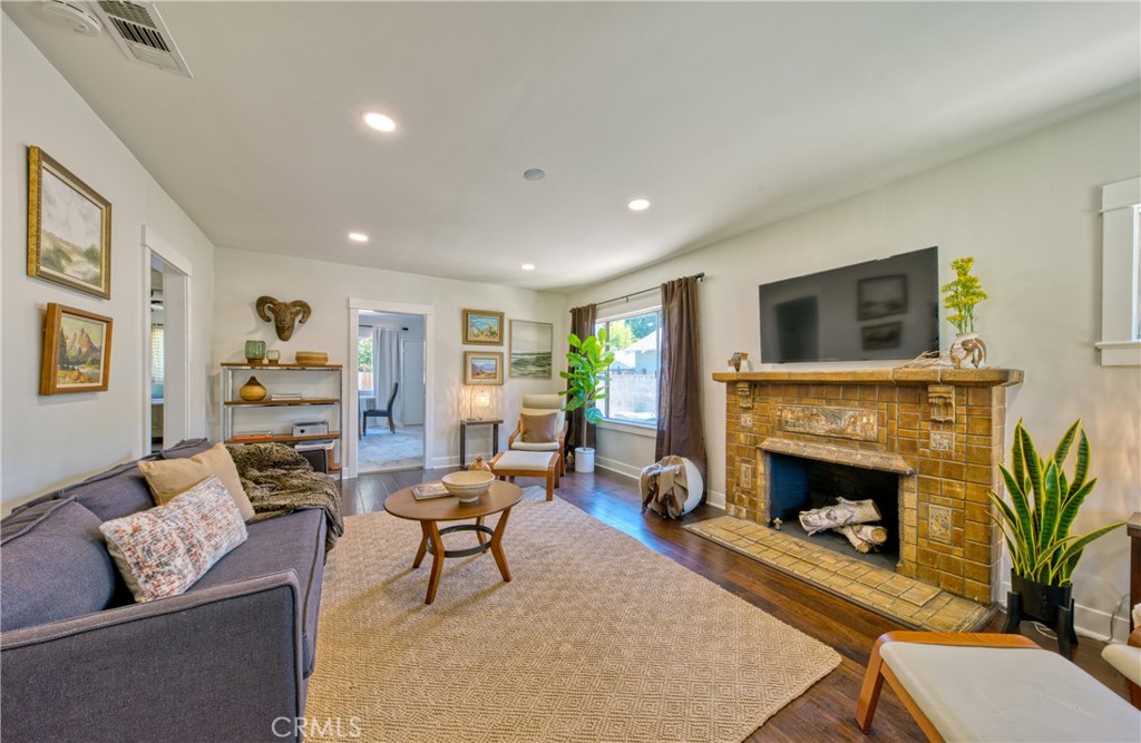 1426 Sunset Avenue