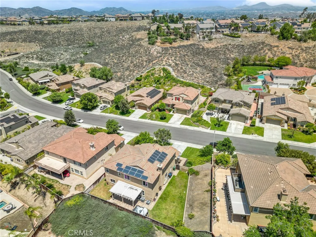 Riverside, California 92503, United States, 5 Bedrooms Bedrooms, ,3 BathroomsBathrooms,Residential,Active,132079