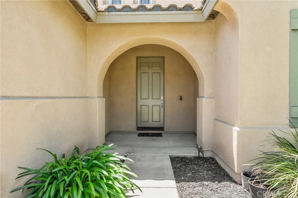 Riverside, California 92503, United States, 5 Bedrooms Bedrooms, ,3 BathroomsBathrooms,Residential,Active,132079