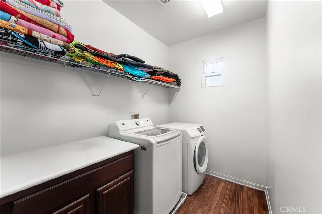 Riverside, California 92503, United States, 5 Bedrooms Bedrooms, ,3 BathroomsBathrooms,Residential,Active,132079