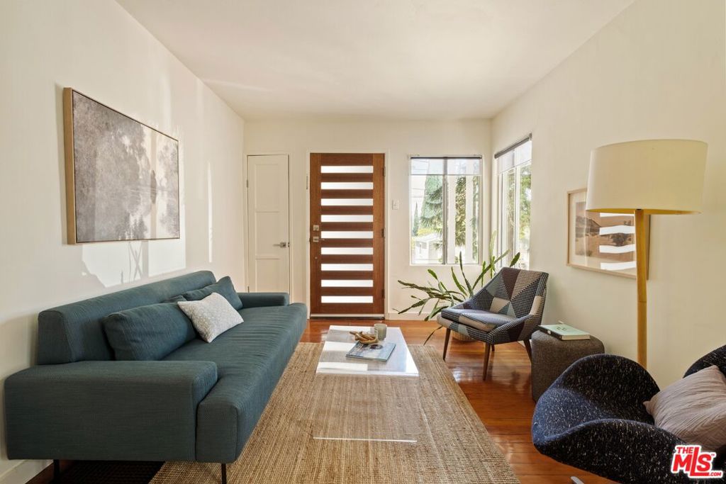 2510 1/2 Arthur Street