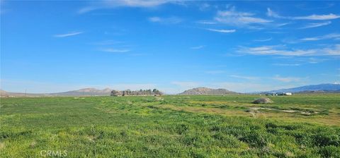 Photo of 0 128th Street E, Lancaster, CA 93535 (MLS # SR26013668)