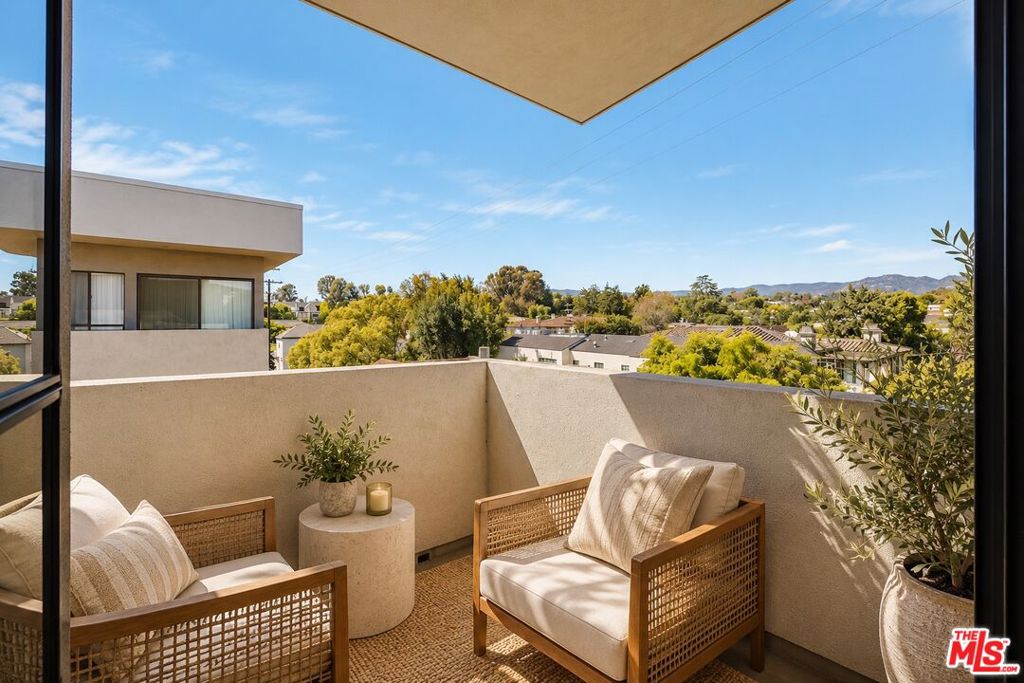 12115 San Vicente Boulevard 415