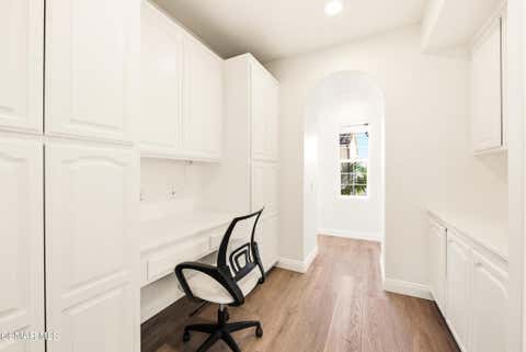 Tiny photo for 2424 Springbrook Street, Thousand Oaks, CA 91362 (MLS # 226003763)