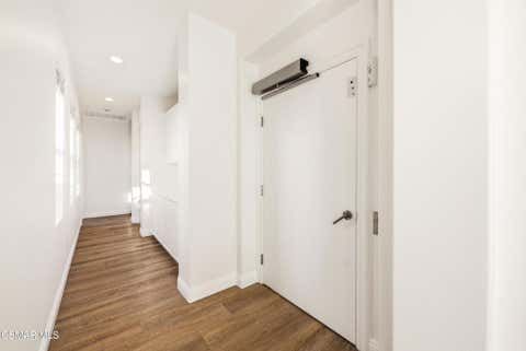 Tiny photo for 2424 Springbrook Street, Thousand Oaks, CA 91362 (MLS # 226003763)