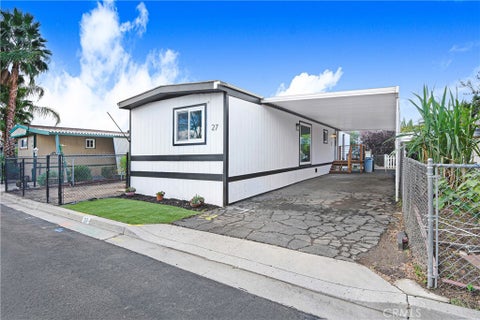 Tiny photo for 41900 Ivy ST #27, Murrieta, CA 92592 (MLS # SW26230692)