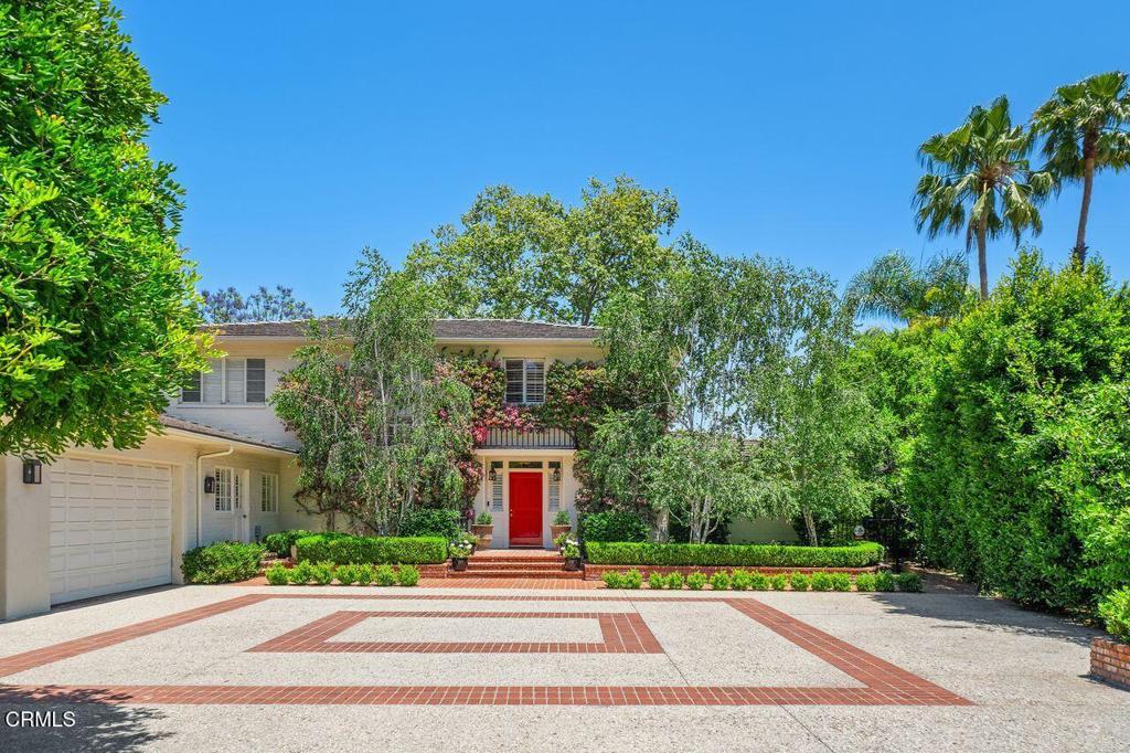 320 N San Rafael Avenue