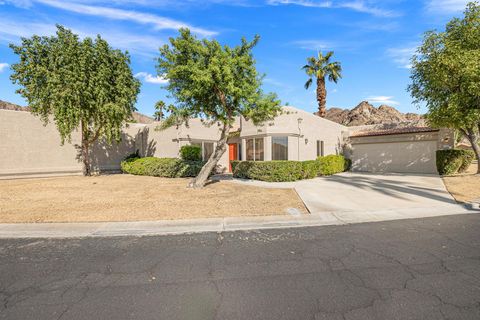 Photo of 48524 Via Encanto, La Quinta, CA 92253 (MLS # 219137397DA)
