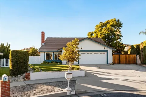 1325 Brenda Court, Upland, CA 91786 - MLS#: IV25268193