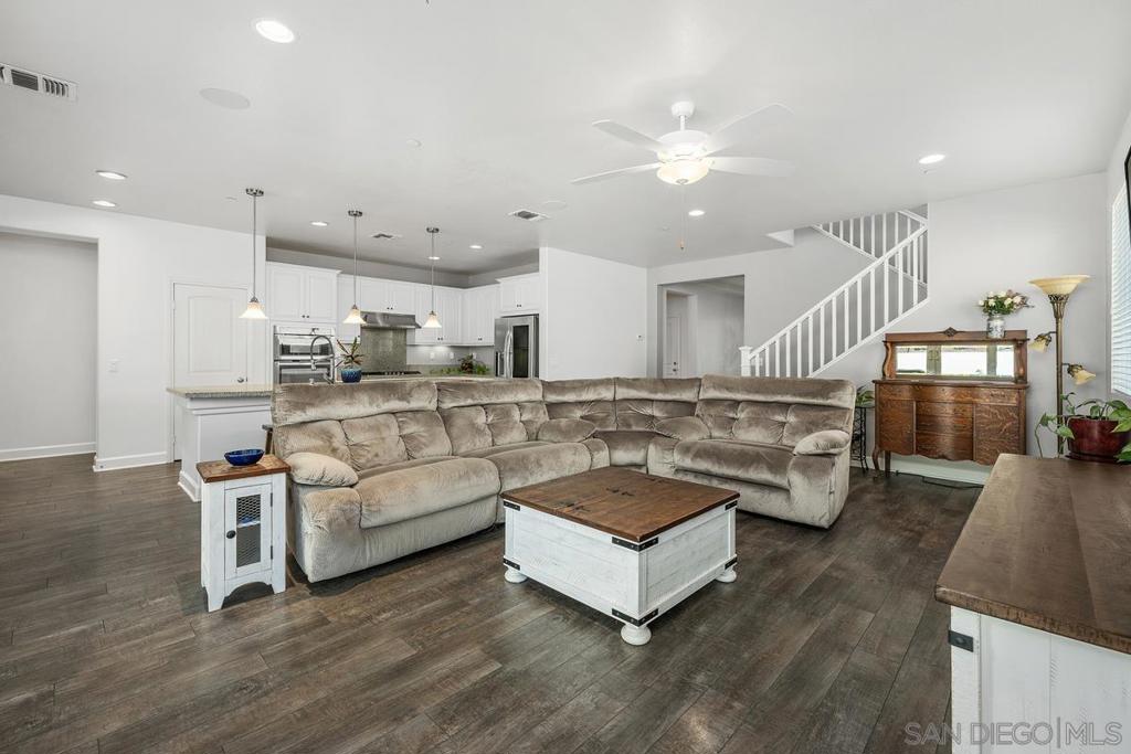 529 Adobe Estates Dr