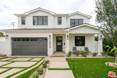 Photo of 16008 Miami Way, Pacific Palisades, CA 90272 (MLS # 26103756)