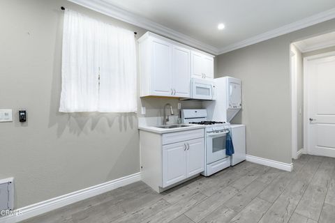 Tiny photo for 167 Bellafonte Court, Camarillo, CA 93012 (MLS # V1-31655)