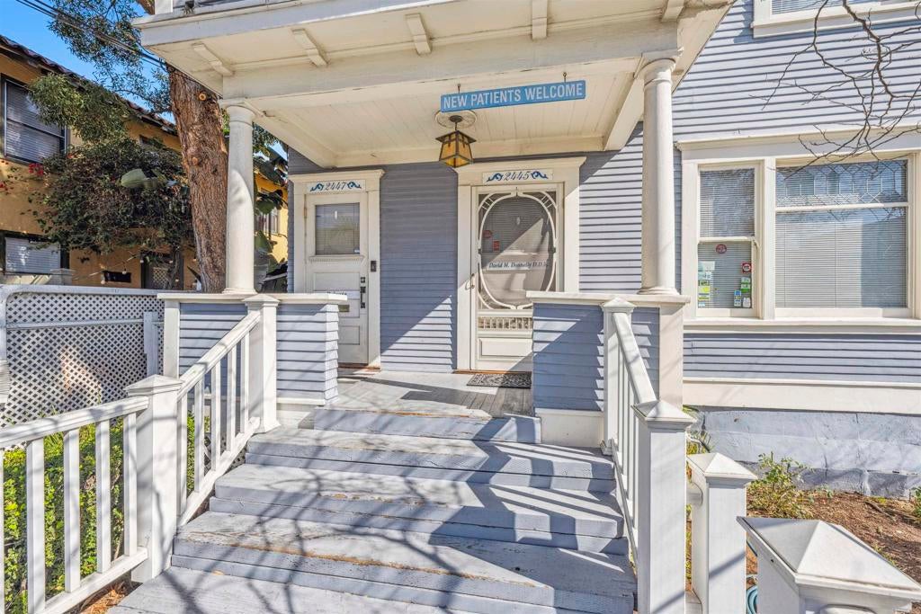 2445 2447 2nd Avenue