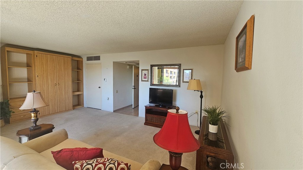 24055 Paseo Del Lago 612