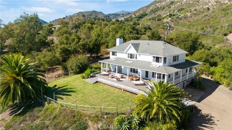 Photo of 4508 Foothill Rd, Carpinteria, CA 93013 (MLS # SR25243608)