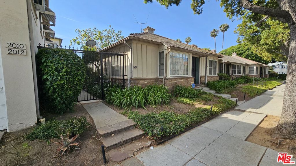 2002 Montana Avenue