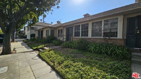 2002 Montana Avenue Santa Monica CA 90403