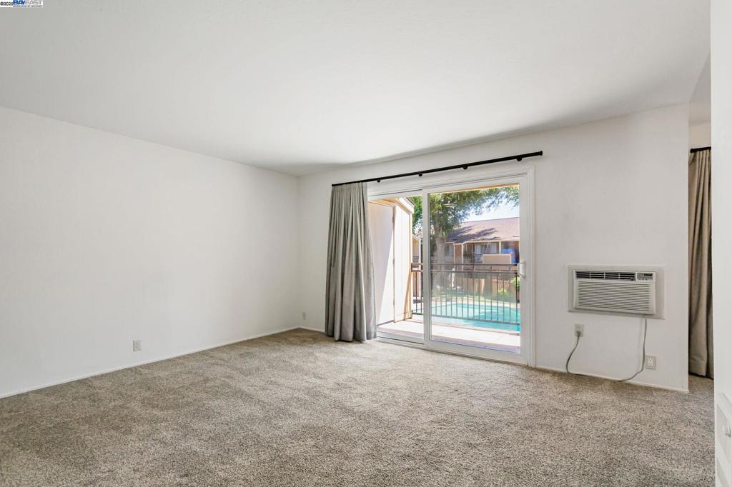 VINTNERS - Residential