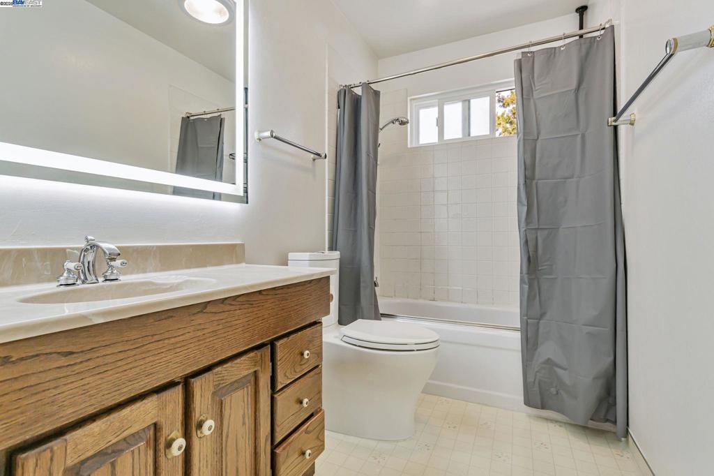 VINTNERS - Residential