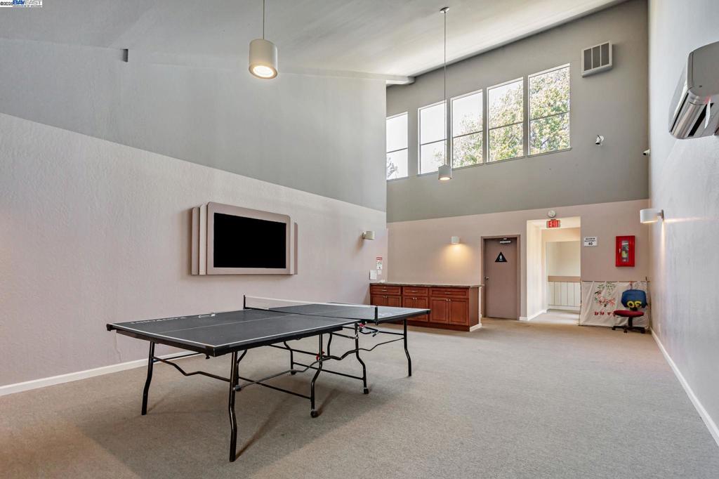 VINTNERS - Residential