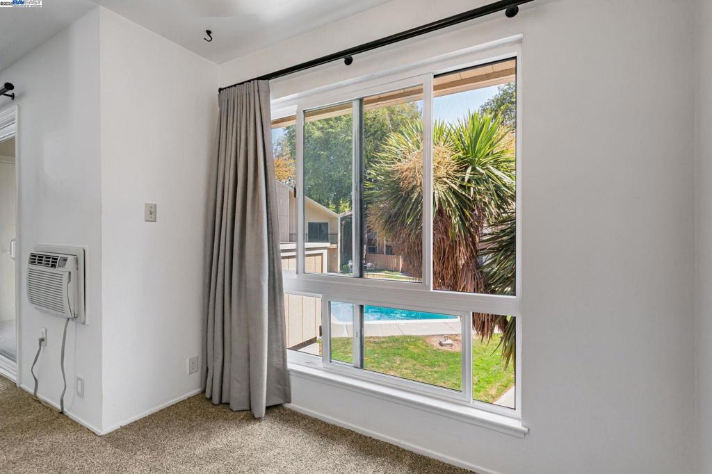 VINTNERS - Residential