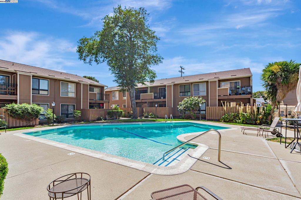 VINTNERS - Residential