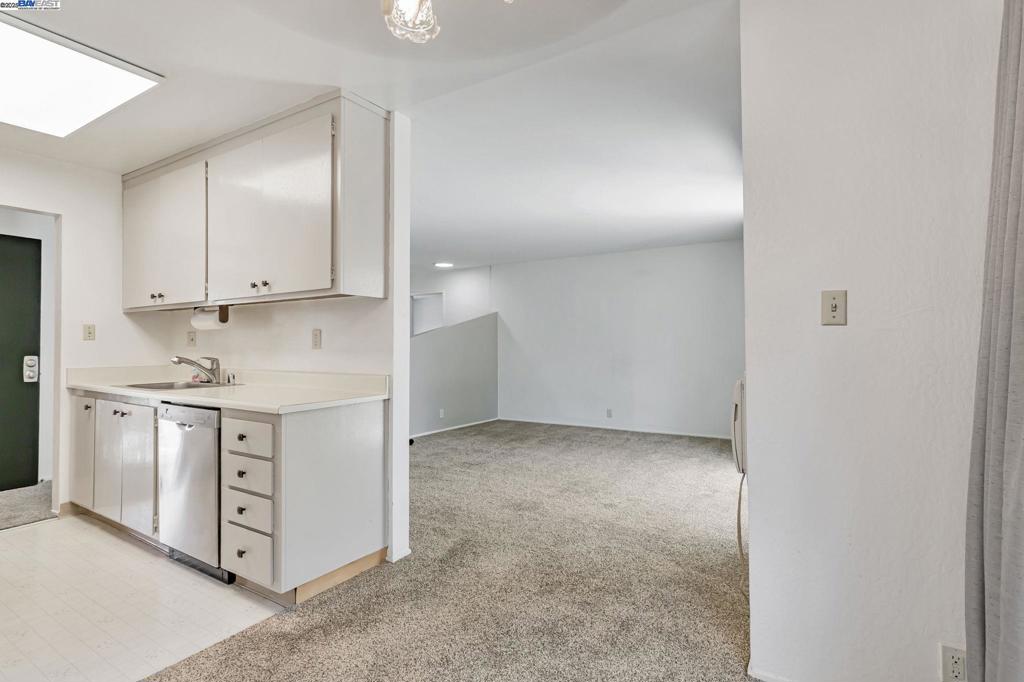 VINTNERS - Residential