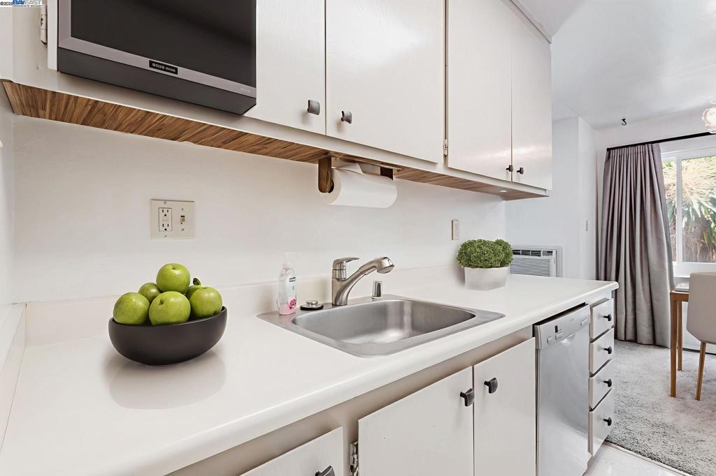 VINTNERS - Residential