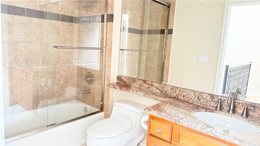 Agoura Country Townhomes (838) - Residential