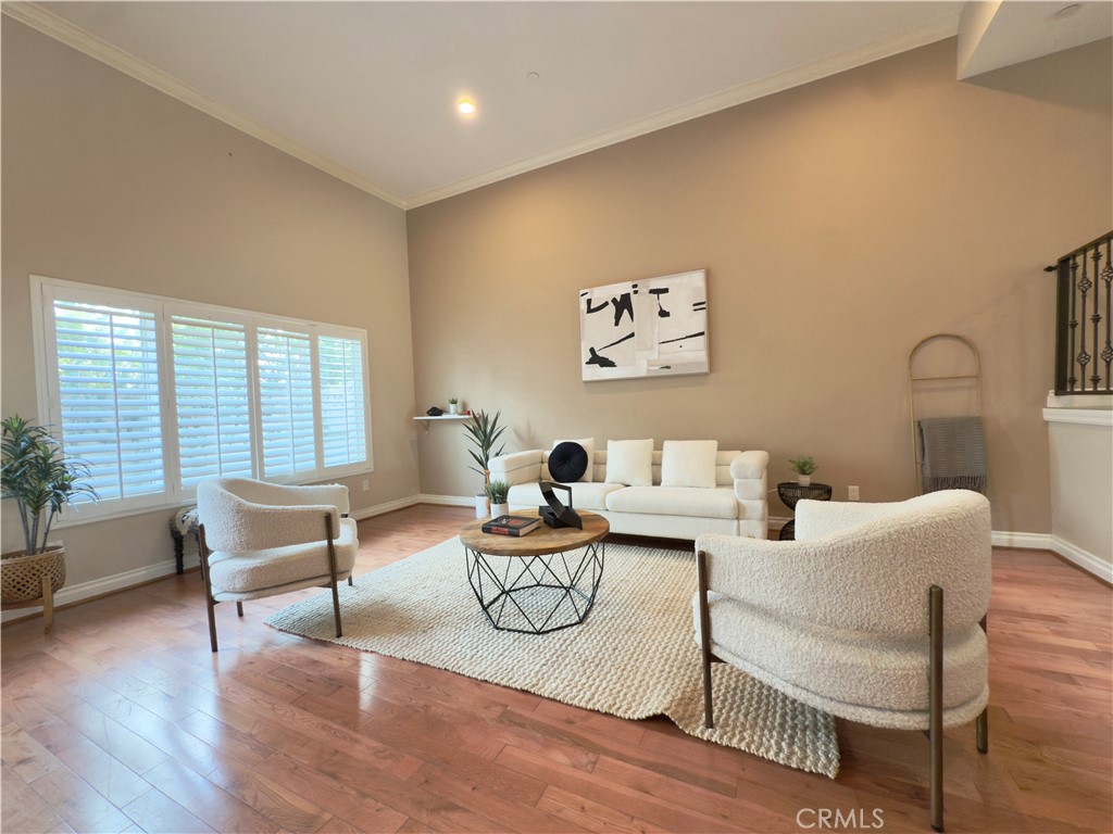 Agoura Country Townhomes (838) - Residential