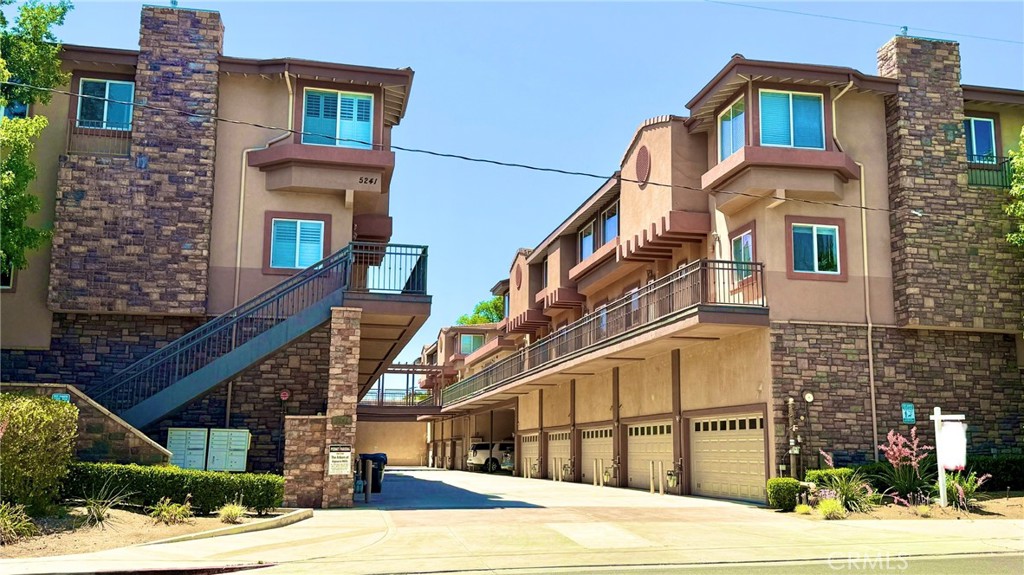 Contemporary and beautifully maintained, this 3-bedroom, 2.5-bath townhome offers 1,740 square feet of living space. Built in 2006, it features a stylish kitchen with granite countertops, maple cabinetry, stainless steel appliances and breakfast bar. The living room opens to a private enclosed deck. The primary suite includes a walk-in closet , bath with dual sinks, granite counters, tiled shower, and a separate soaking tub. Additional features include high ceilings, crown molding, hardwood and travertine flooring, and classic window shutters throughout.
The attached two-car garage provides direct access, a separate storage room/private bonus area ideal for a home office or gym. Community amenities include a swimming pool and a recreation room with a pool table. Conveniently located near schools, shopping, and the 101 freeway, this townhome is move-in ready and a must-see.