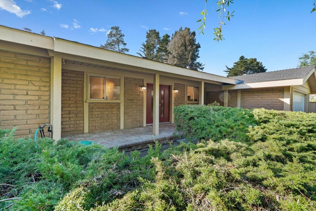 25664 Carmel Knolls Drive