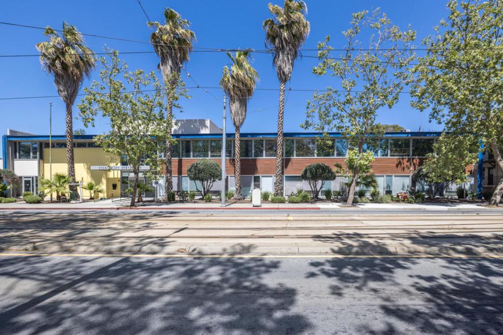 480 N 1st Street